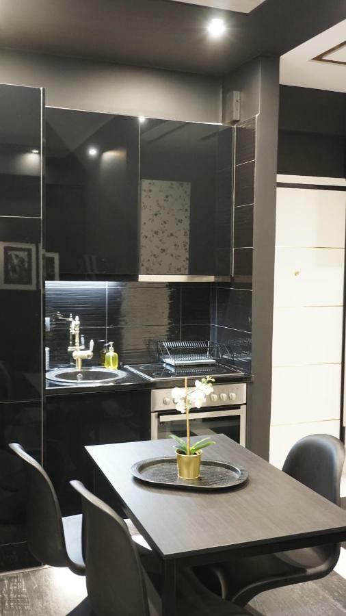 Exclusive Design Studio With Yard Atenas Exterior foto